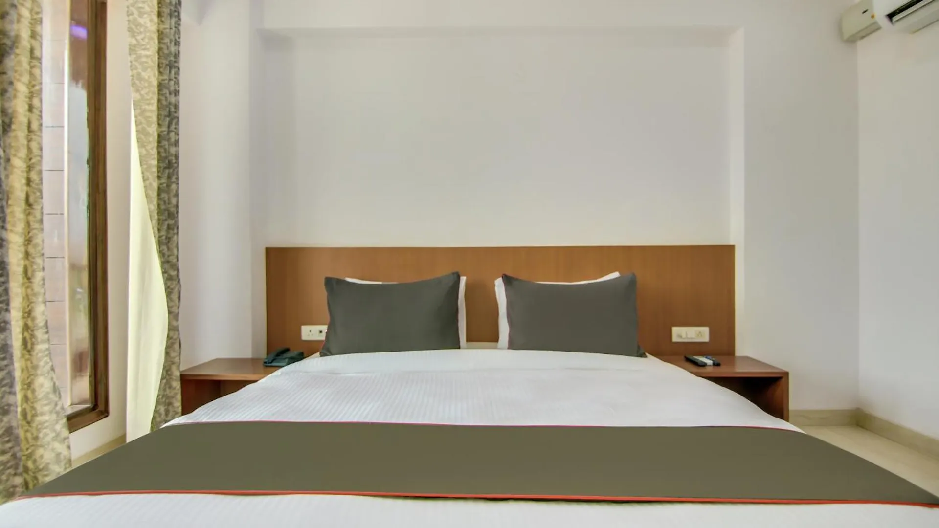 Hotel Collection O Near Appu Ghar Gurgaon